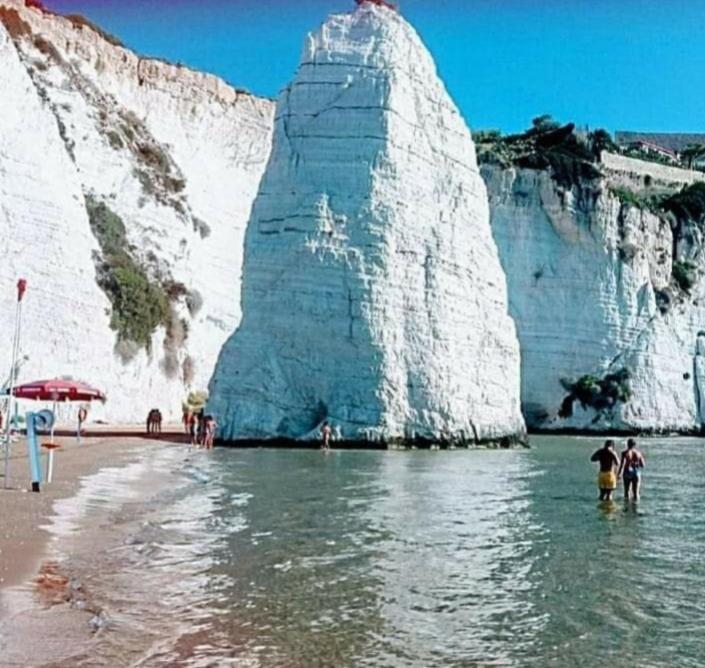 Accanto A Te - Charme Rooms Vieste Dış mekan fotoğraf